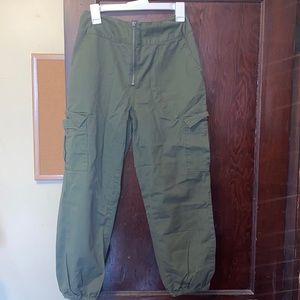 Green cargo pants